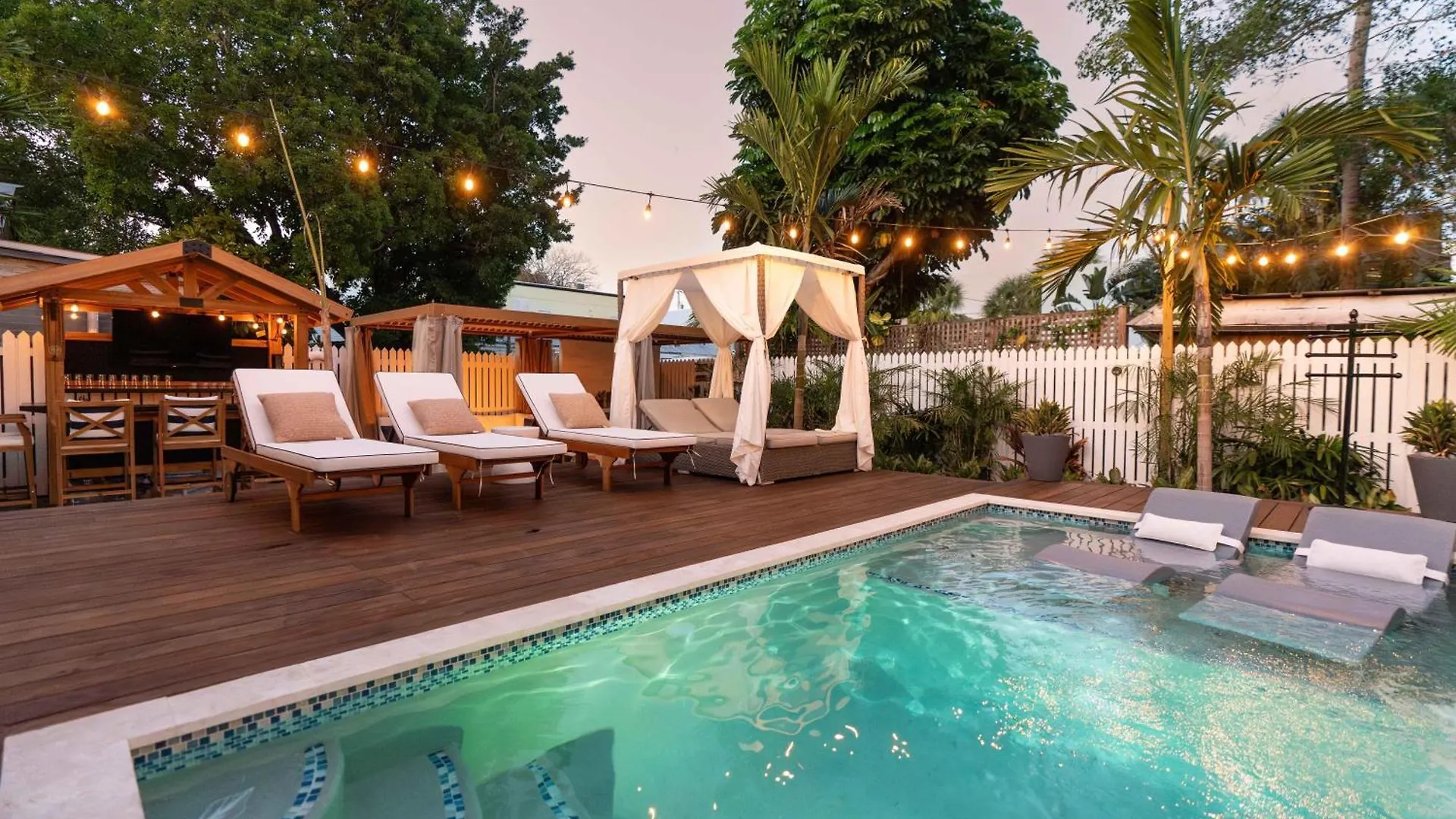 Tortugas Harbor Light Suite Key West 0*,  ABD